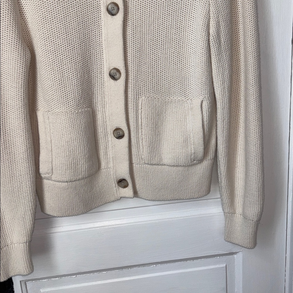 BANANA REPUBLIC BUTTON FRONT CARDIGAN - Picture 4 of 7